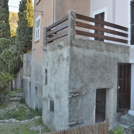 度假居 Two-bedroom Holiday In *